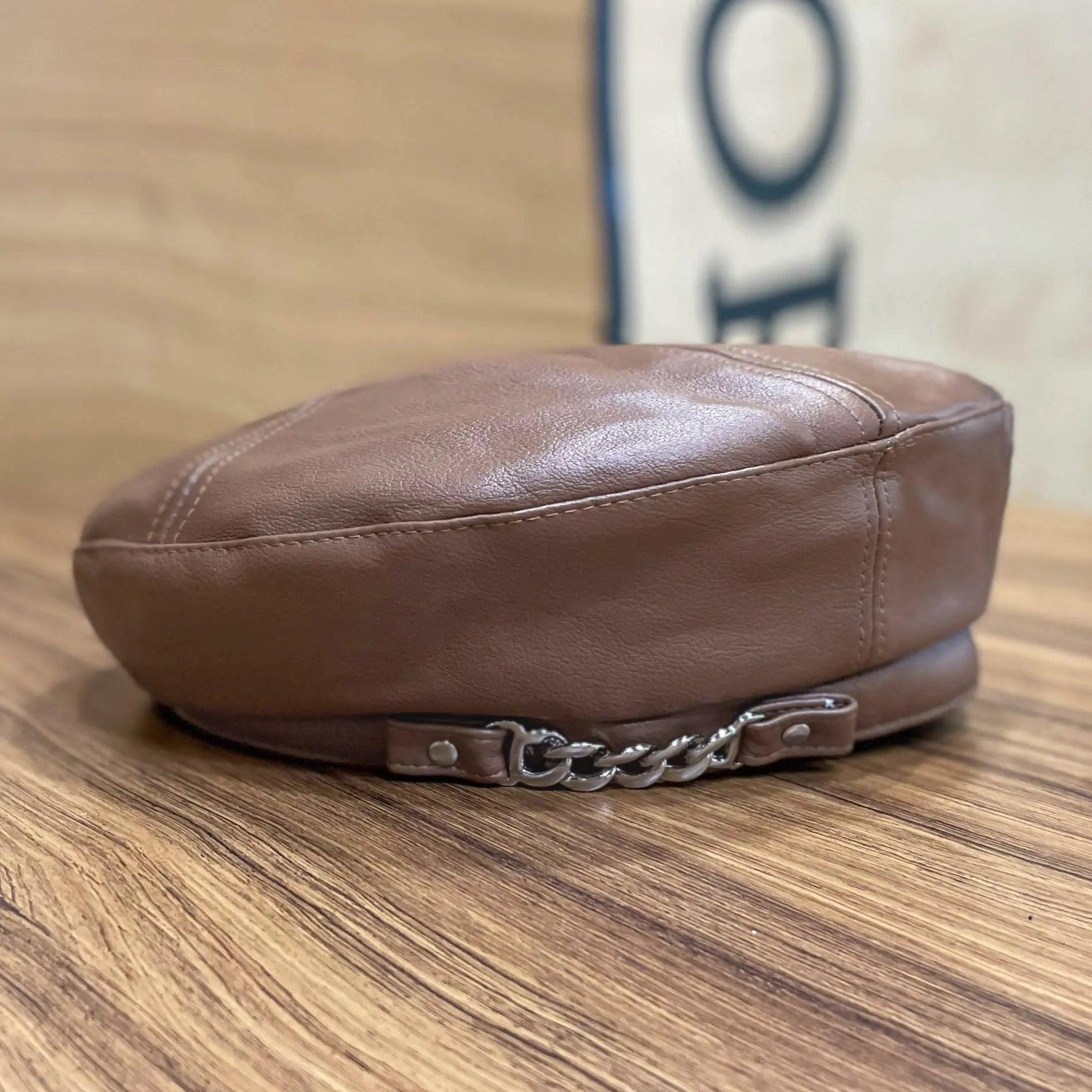 Women's Versatile Chain PU Leather Beret Hat